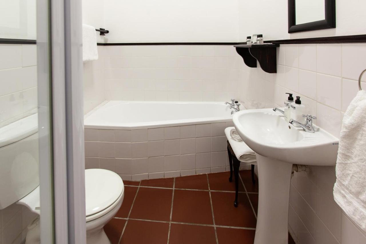The Habit Guesthouse Вустер Экстерьер фото
